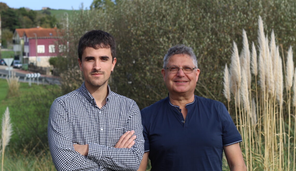 Paulu Lobete y Luis Ojembarrena en la ubicación del centro de datos Altamira