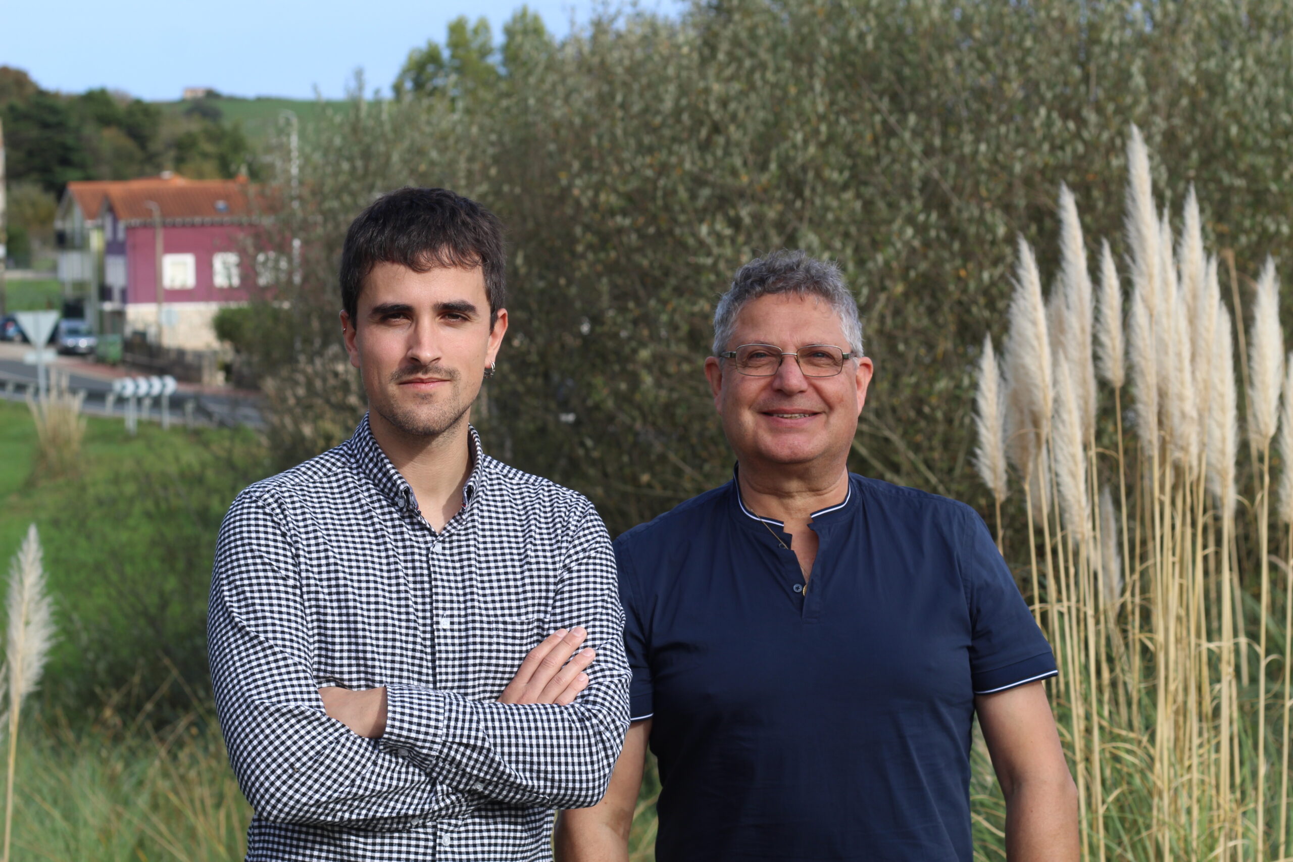 Paulu Lobete y Luis Ojembarrena en la ubicación del centro de datos Altamira