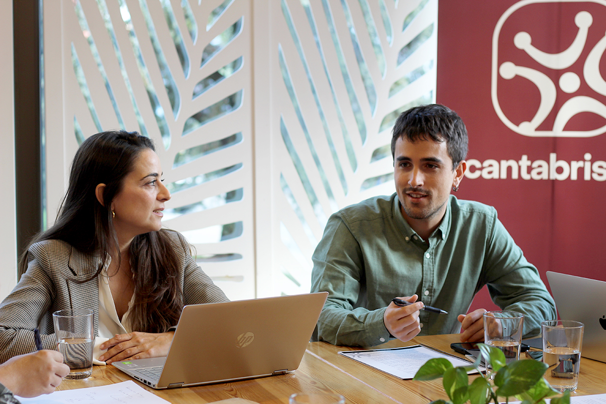 Paulu Lobete y Judit Gutiérrez, Cantabristas