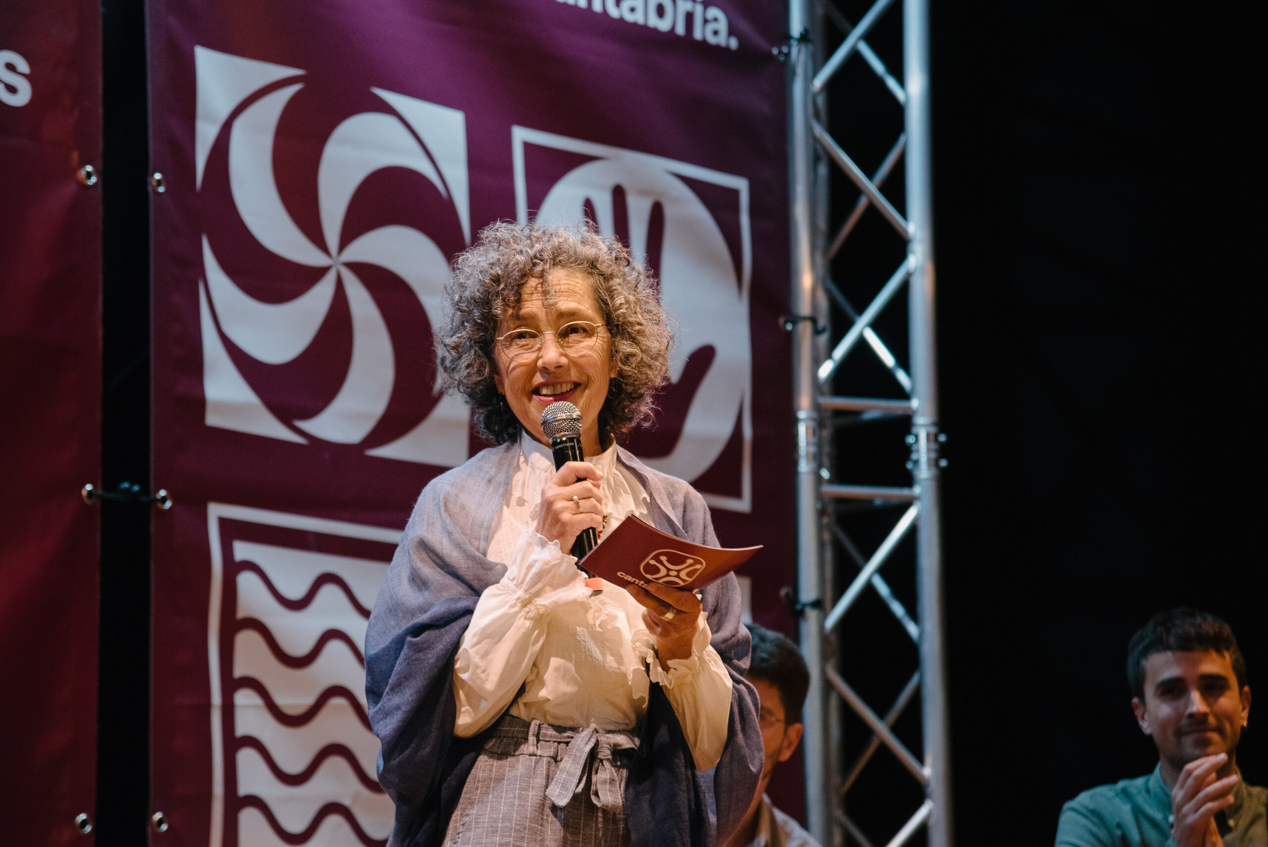 Toñi Santamaría - Cantabristas