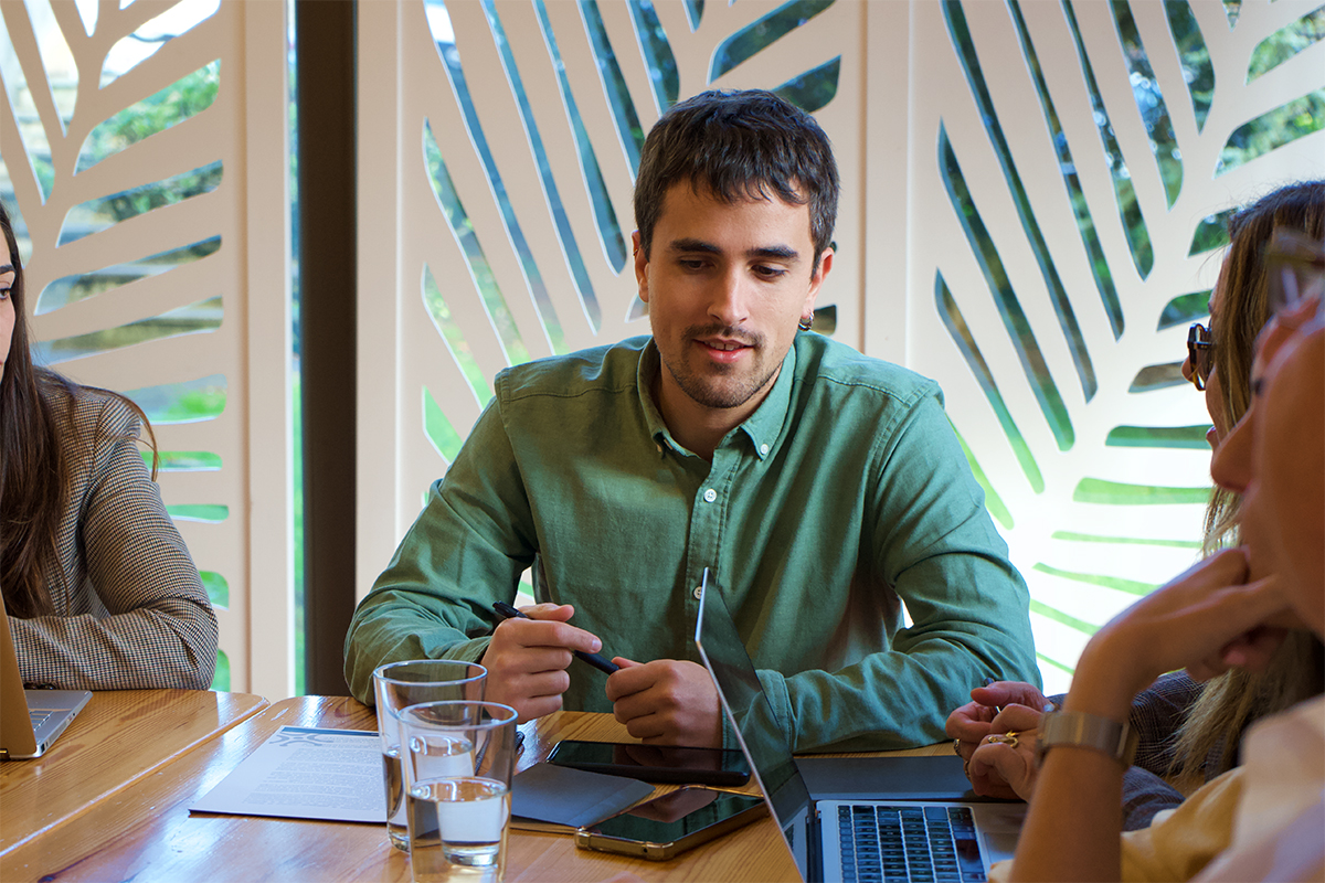 Paulu Lobete, Cantabristas